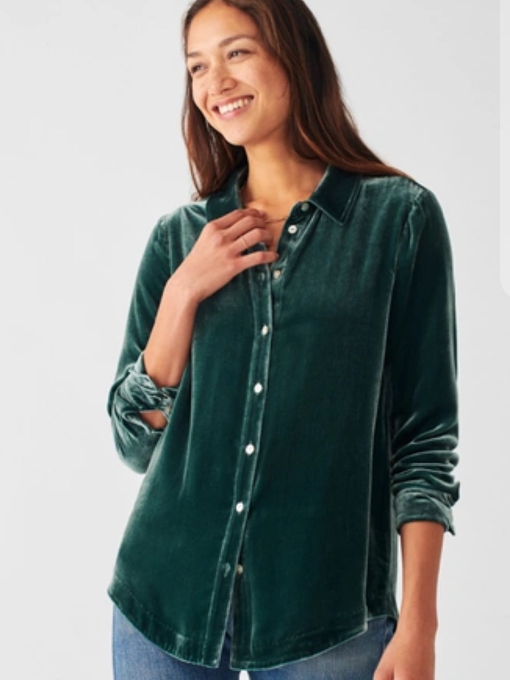 Faherty Women's Vintage Silk Velvet Genevieve Shirt (size medium)
